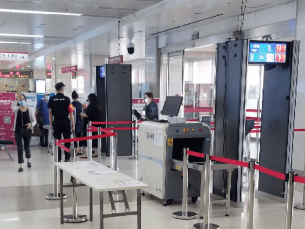 熱成像測(cè)溫門(mén)在防疫工作中使用